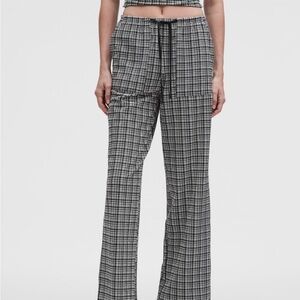 Lululemon Seersucker Check Mid-Rise Pull-On Pant